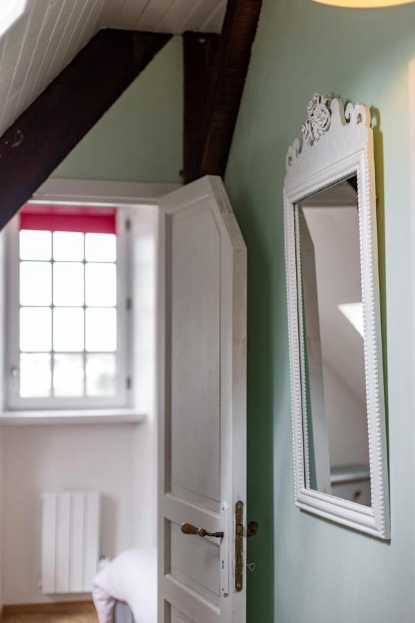 joli appartement 2 pers dans les remparts de Guérande Extérieur photo